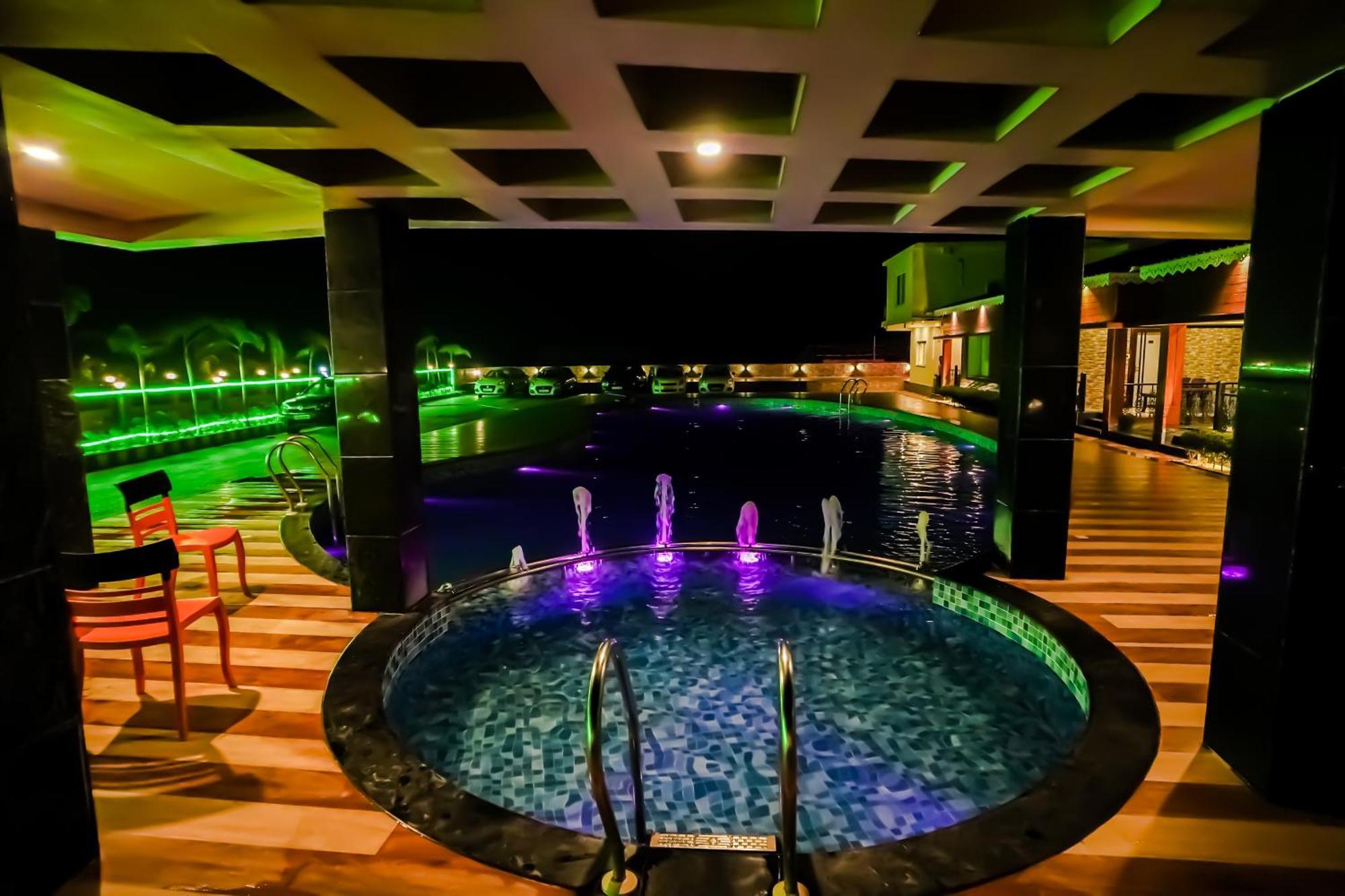 Prasant On Beach Resort !! Lift - Wifi -Restaurant-Parking Facilities-Newly Decorated Room !! Mandarmani Exterior photo